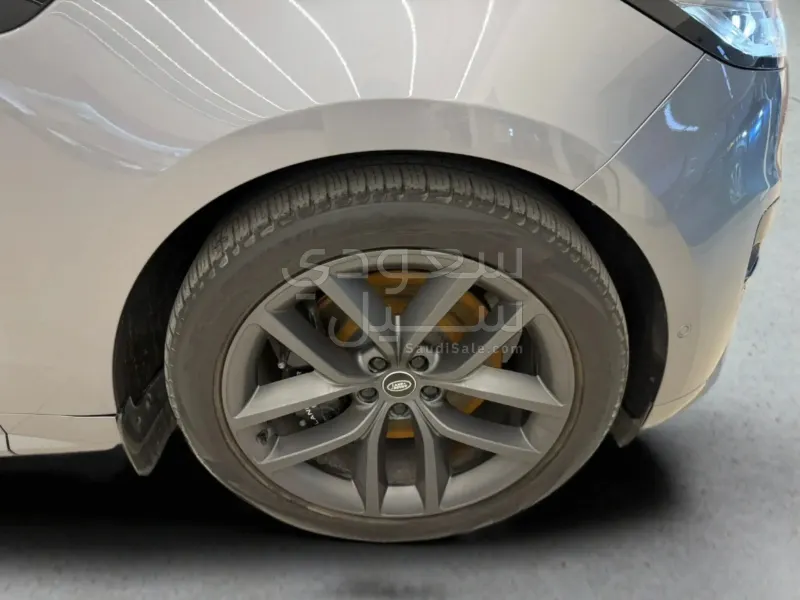 2024 لاند روفر رينج روفر سبورت اتش اس اي