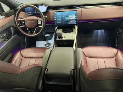 2024 لاند روفر رينج روفر سبورت اتش اس اي