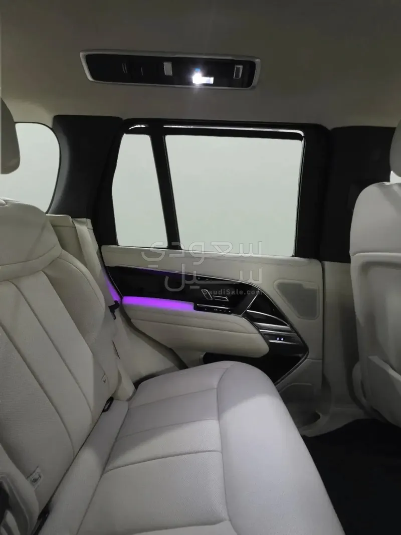 2024 لاند روفر رينج روفر اتش اس اي