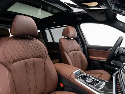 2025 بي ام دبليو الفئة اكس 7 إم كت