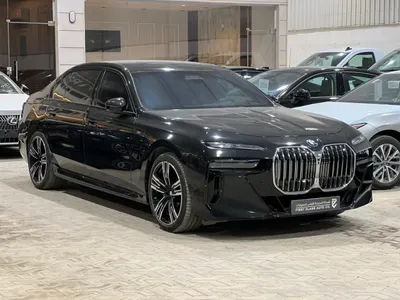 2026 بي ام دبليو الفئة السابعة 735أي