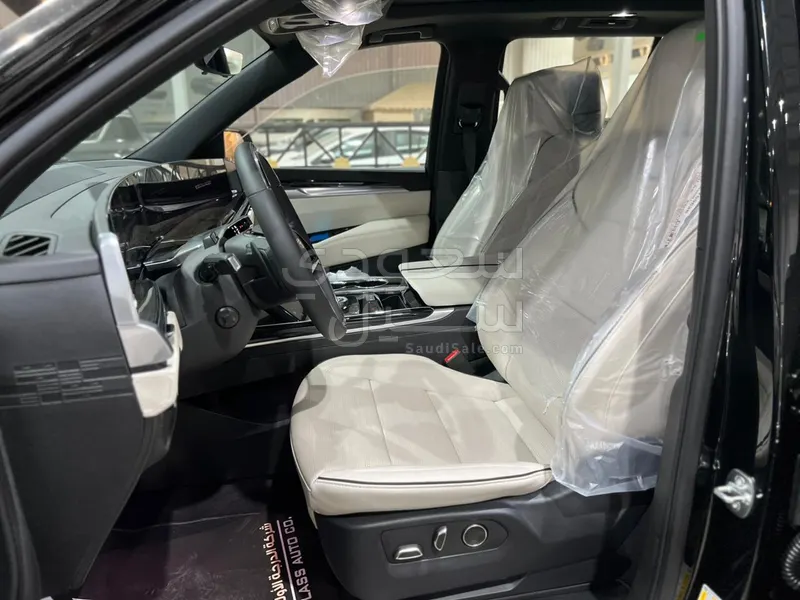 2025 كاديلاك اسكاليد سبورت