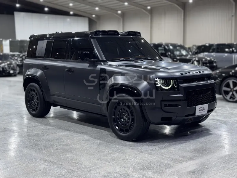 2023 لاند روفر ديفيندر