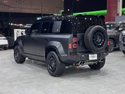 2023 لاند روفر ديفيندر