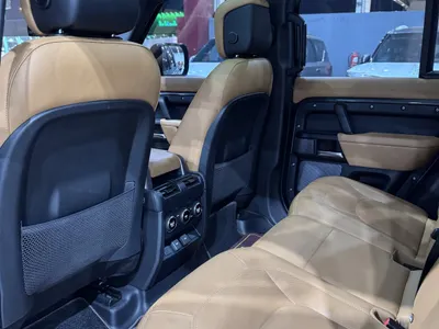 2023 لاند روفر ديفيندر