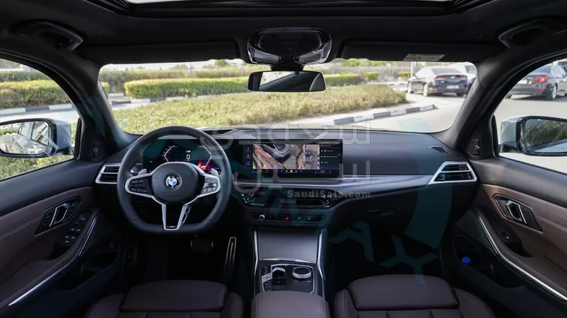 2025 بي ام دبليو الفئة الثالثة 330 أي