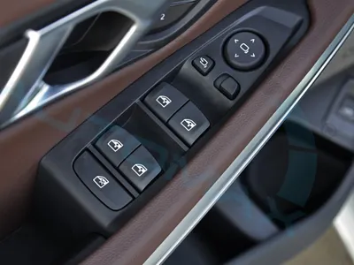 2025 بي ام دبليو الفئة الثالثة 330 أي