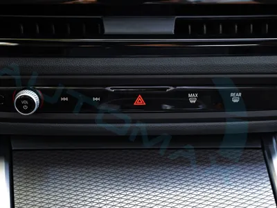 2025 بي ام دبليو الفئة الثالثة 330 أي