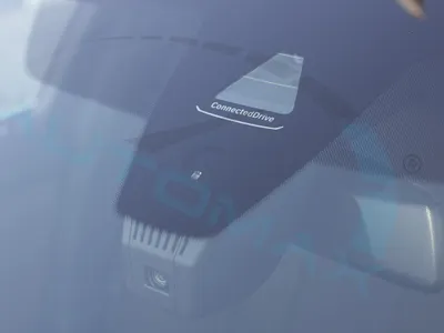 2025 بي ام دبليو الفئة الثالثة 330 أي