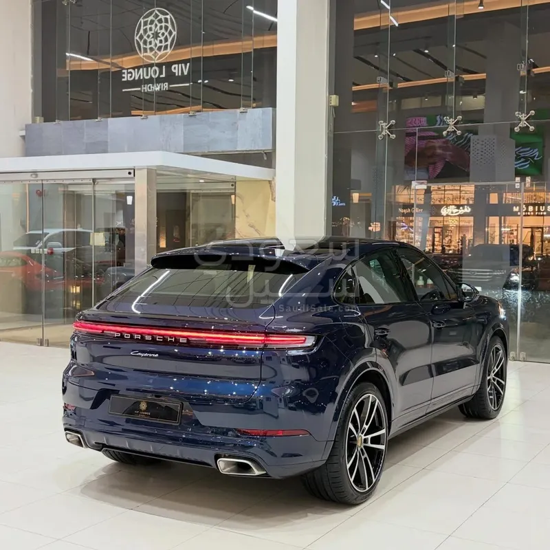 2024 Porsche Cayenne Coupe
