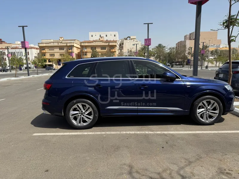 2022 اودي كيو 7 اس لاين