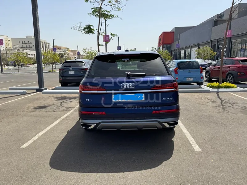 2022 اودي كيو 7 اس لاين