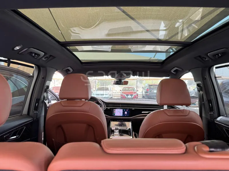 2022 اودي كيو 7 اس لاين