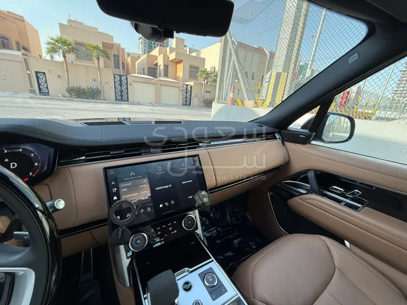 2023 لاند روفر رينج روفر اتش اس اي