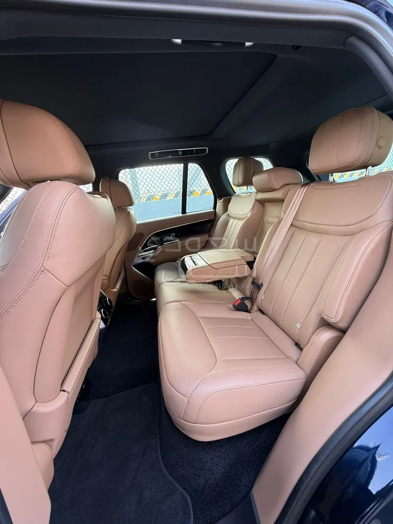 2023 لاند روفر رينج روفر اتش اس اي