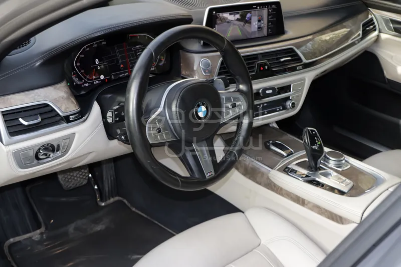 2020 بي ام دبليو الفئة السابعة 730 إل أي