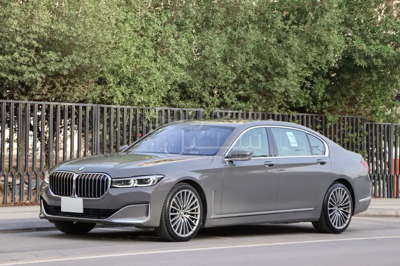 2020 بي ام دبليو الفئة السابعة 730 إل أي