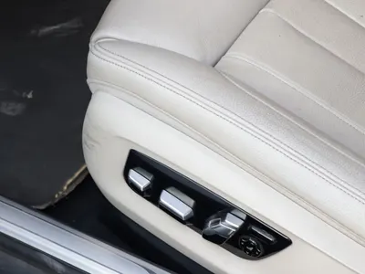 2020 بي ام دبليو الفئة السابعة 730 إل أي