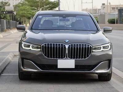 2020 بي ام دبليو الفئة السابعة 730 إل أي