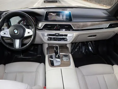 2020 بي ام دبليو الفئة السابعة 730 إل أي