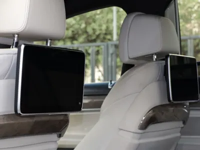 2020 بي ام دبليو الفئة السابعة 730 إل أي