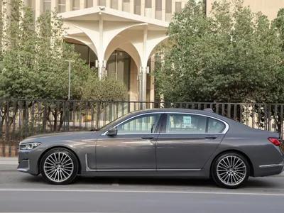 2020 بي ام دبليو الفئة السابعة 730 إل أي