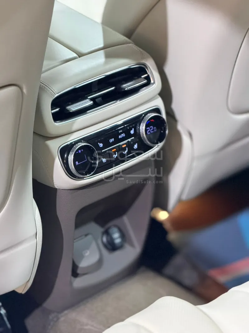 2022 جينيسيس جي في 80