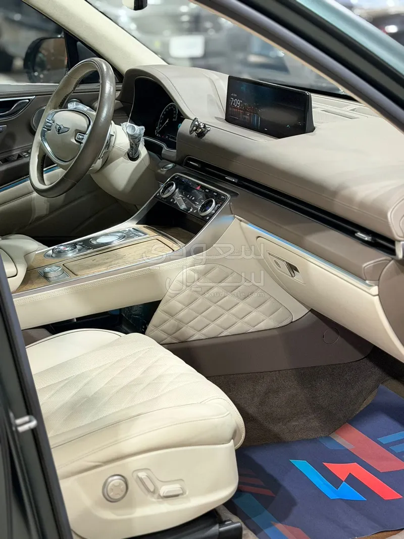 2022 جينيسيس جي في 80