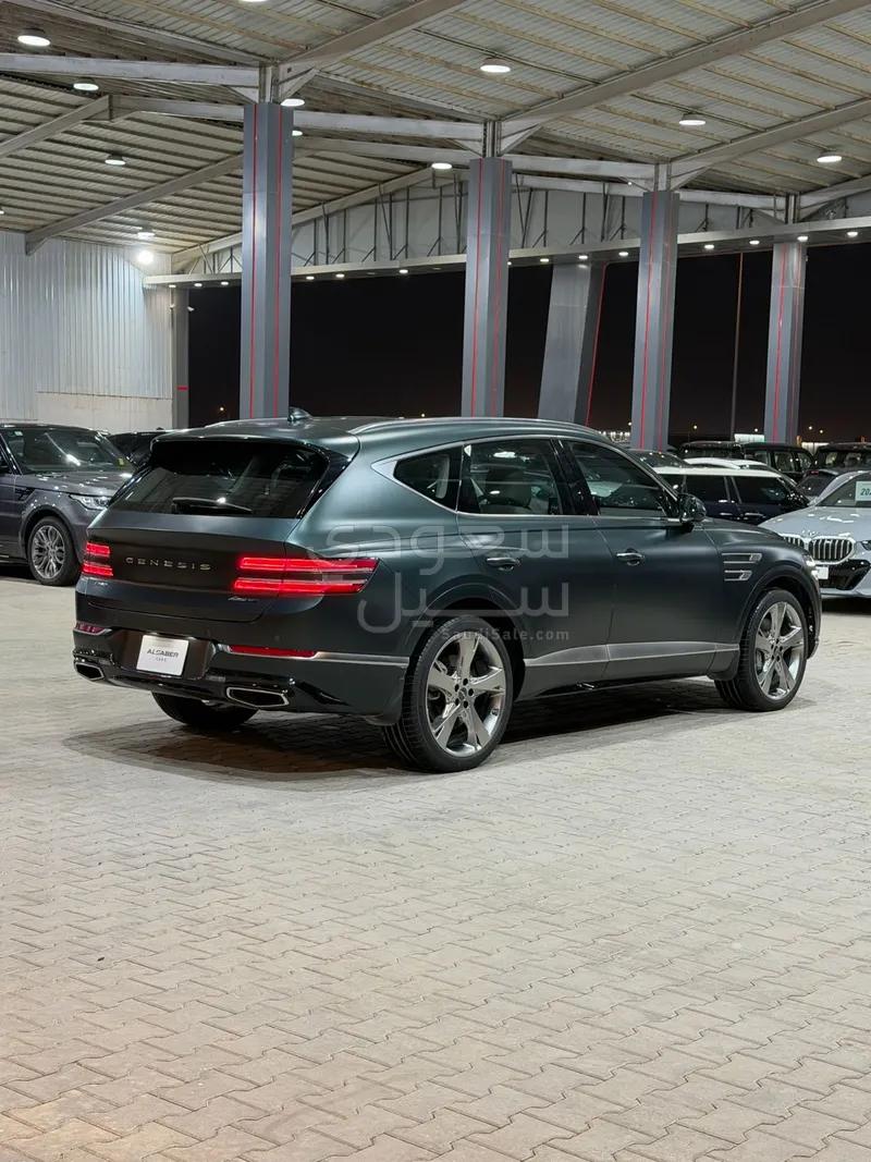 2022 جينيسيس جي في 80