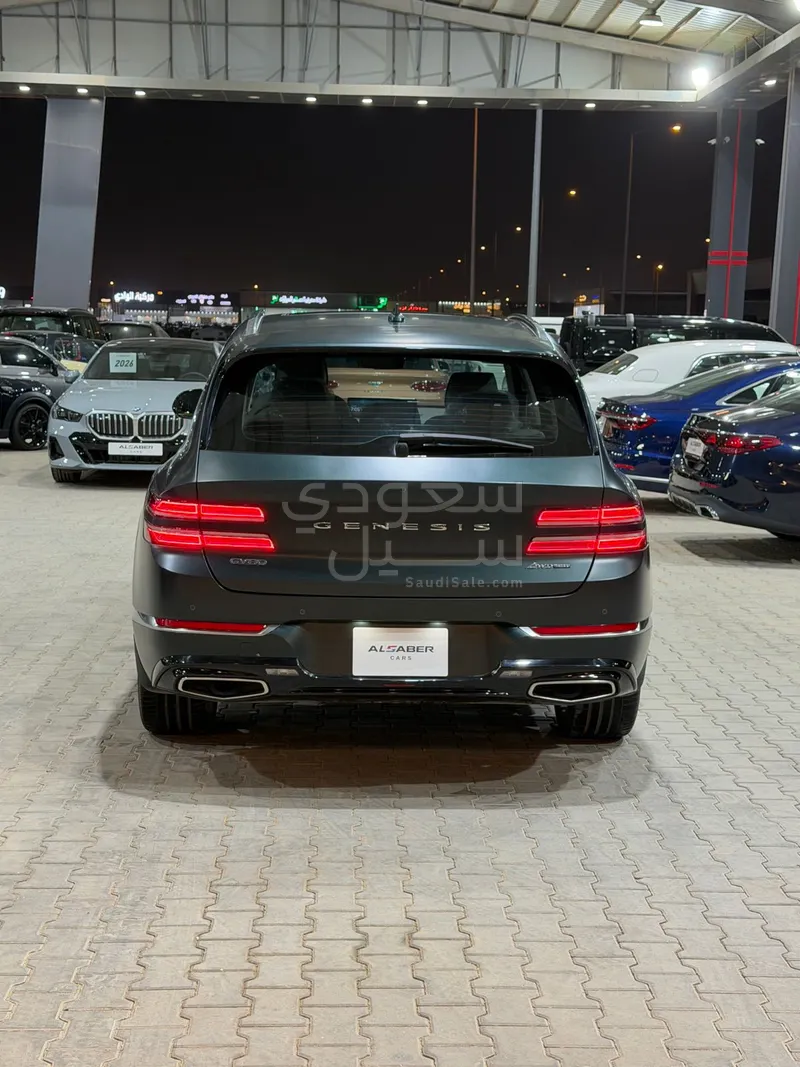 2022 جينيسيس جي في 80