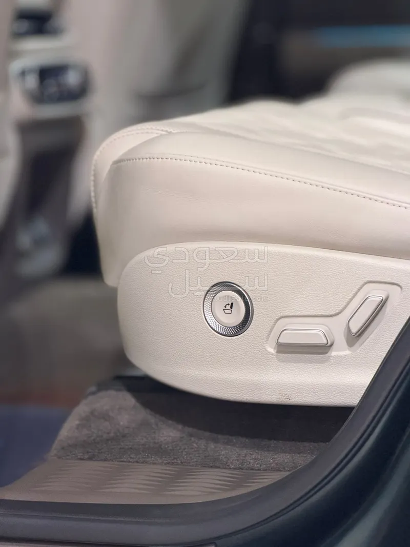 2022 جينيسيس جي في 80