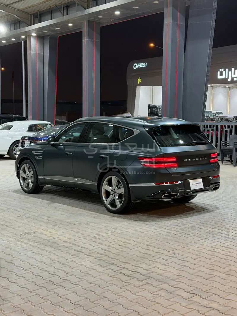2022 جينيسيس جي في 80