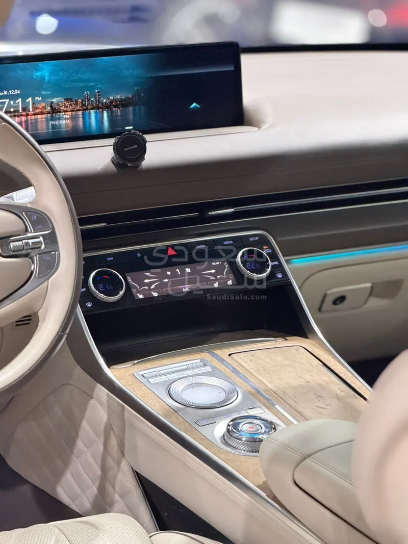 2022 جينيسيس جي في 80