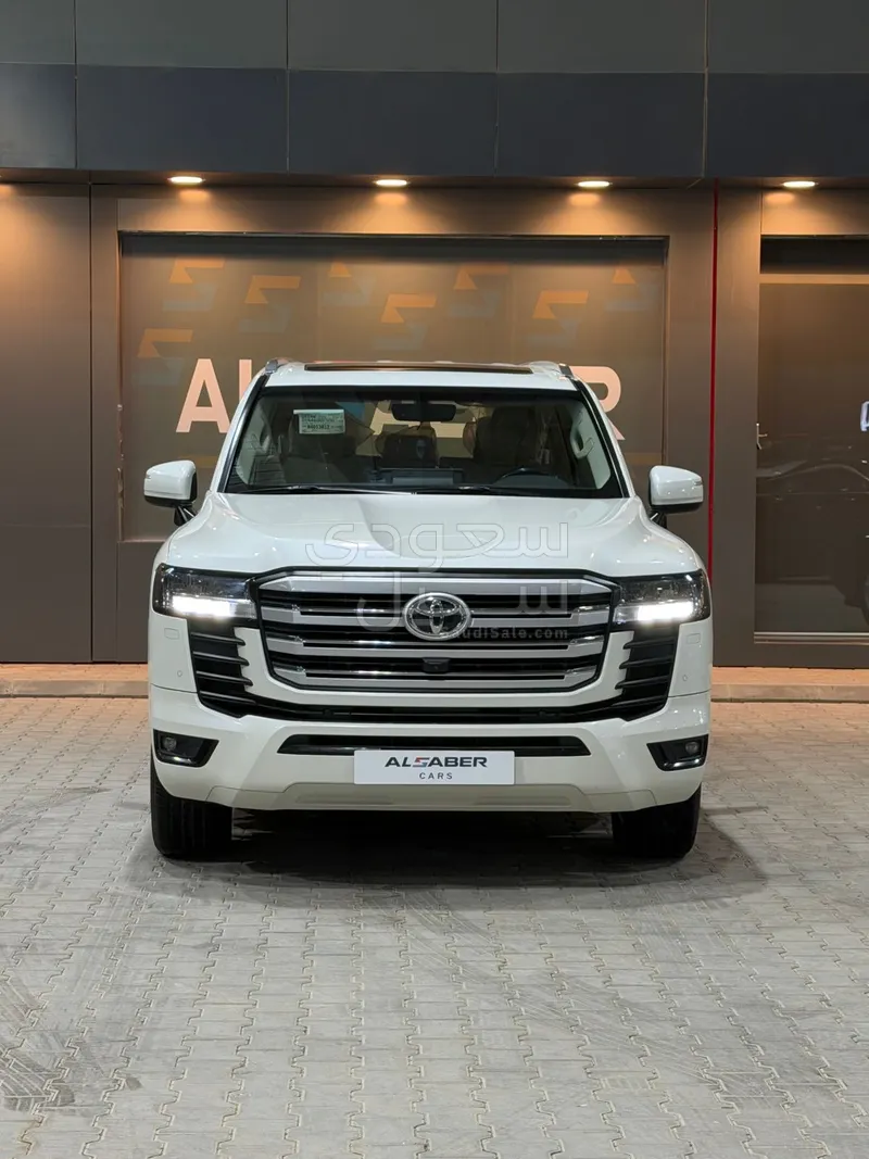 2022 تويوتا لاند كروزر جي اكس ار4