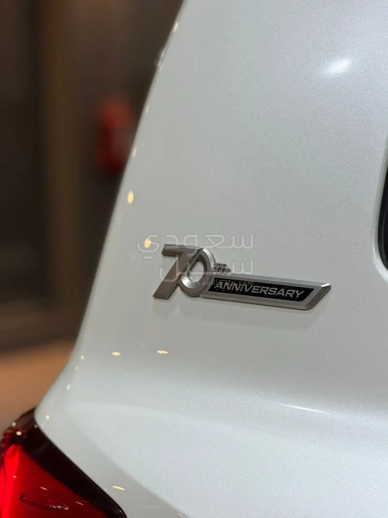 2022 تويوتا لاند كروزر جي اكس ار4