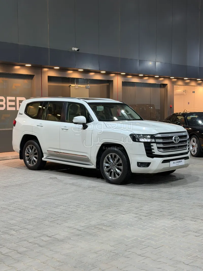 2022 تويوتا لاند كروزر جي اكس ار4