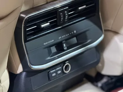 2022 تويوتا لاند كروزر جي اكس ار4