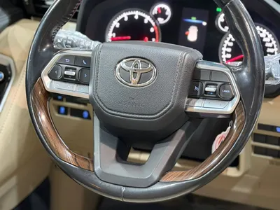 2022 تويوتا لاند كروزر جي اكس ار4