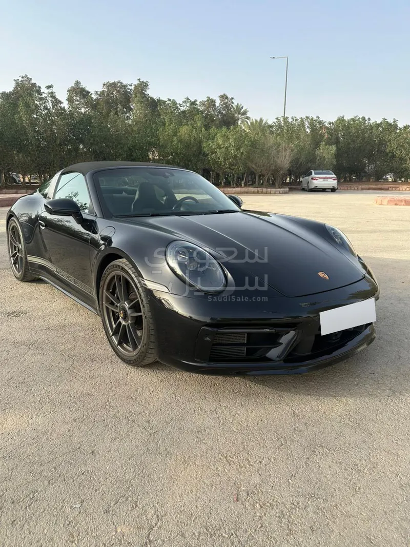 2023 Porsche 911 50