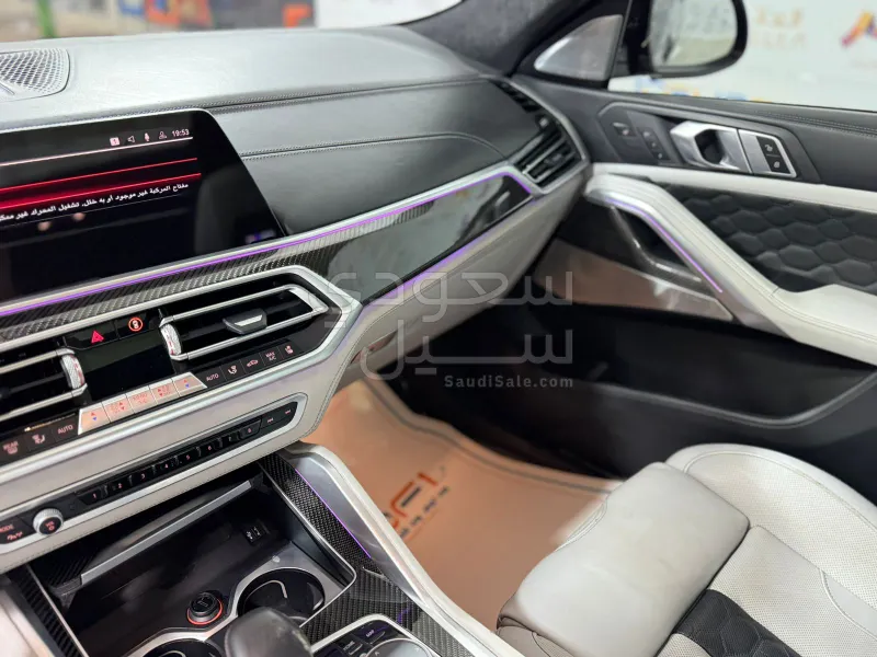 2022 بي ام دبليو الفئة اكس 6 إم كومبيتيشن