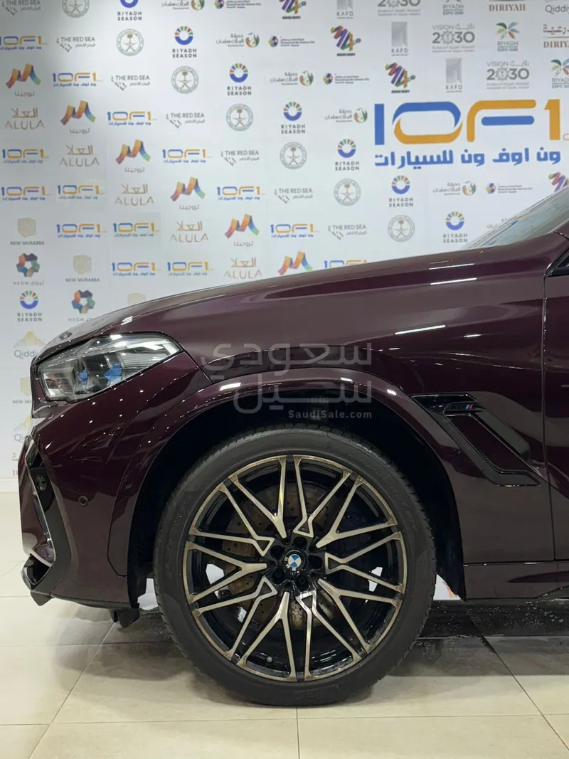 2022 بي ام دبليو الفئة اكس 6 إم كومبيتيشن