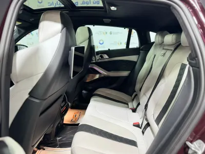 2022 بي ام دبليو الفئة اكس 6 إم كومبيتيشن