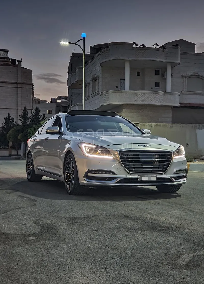 2017 جينيسيس جي 80