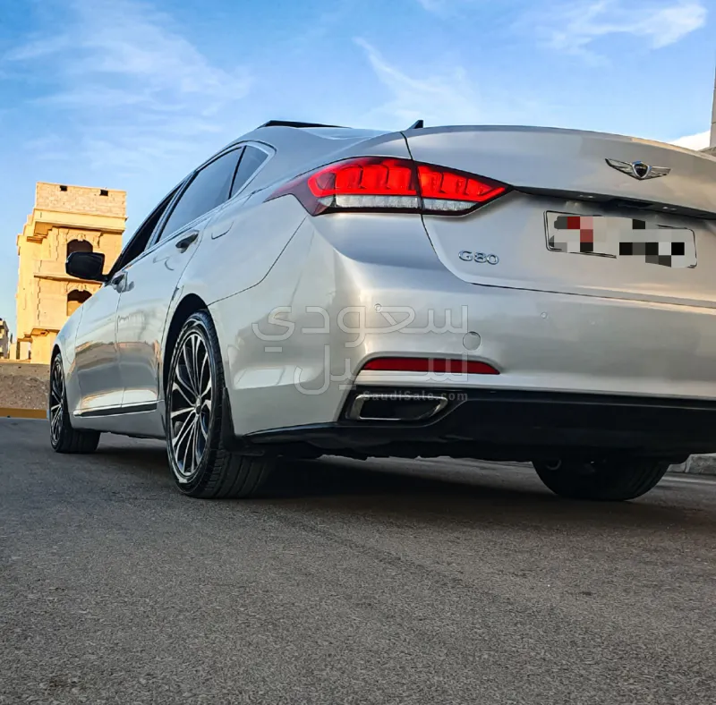 2017 جينيسيس جي 80