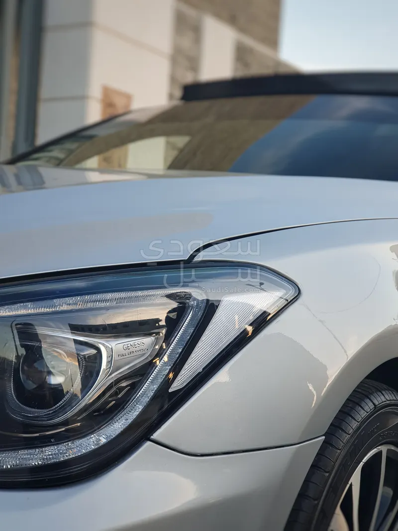 2017 جينيسيس جي 80