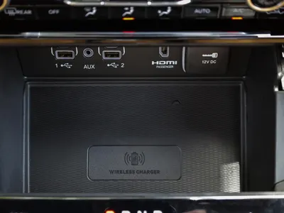 2025 جييب جراند شيروكي ساميت