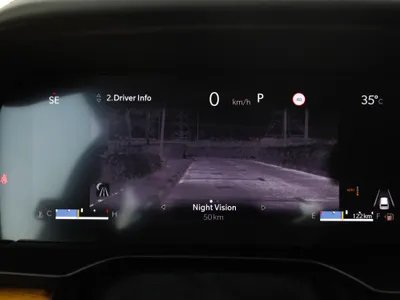 2025 جييب جراند شيروكي ساميت