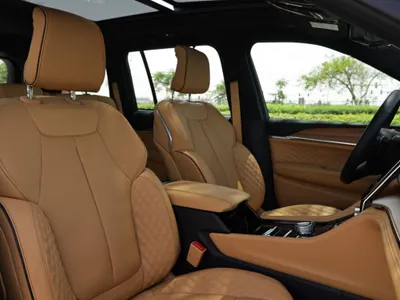 2025 جييب جراند شيروكي ساميت