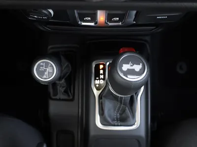 2026 جييب رانجلر سبورت بلس