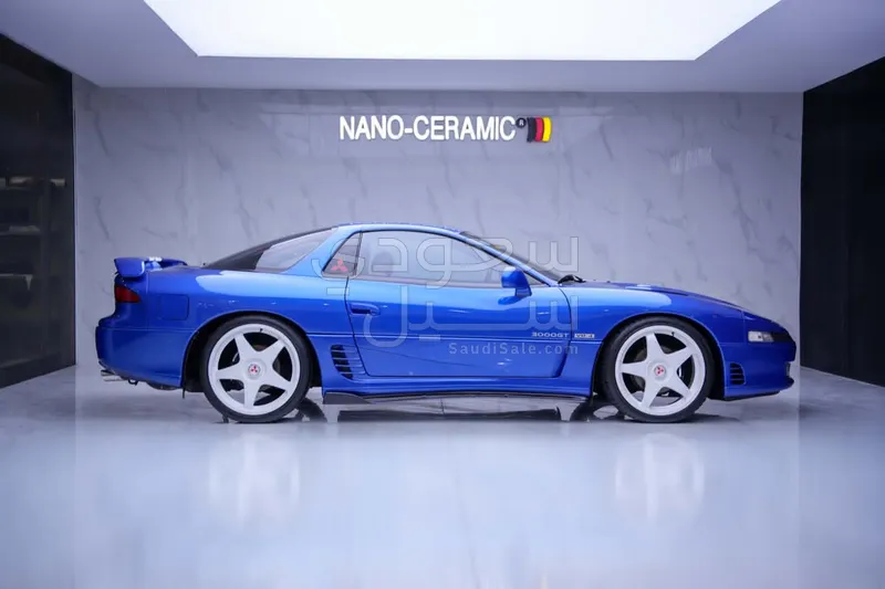 2009 متسوبيشي 3000جي تي في ار 4